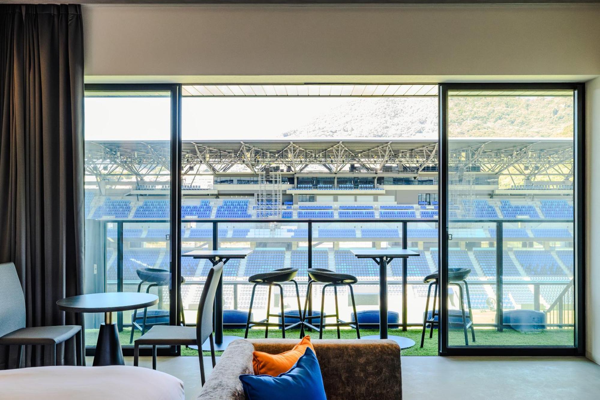 Stadium City Hotel Nagaszaki Kültér fotó